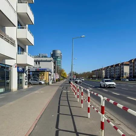 Bright Bulgarska With Parking Near Enea Stadium By Renters דירה