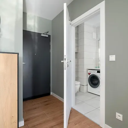 דירה Bright Bulgarska With Parking Near Enea Stadium By Renters פוזנן