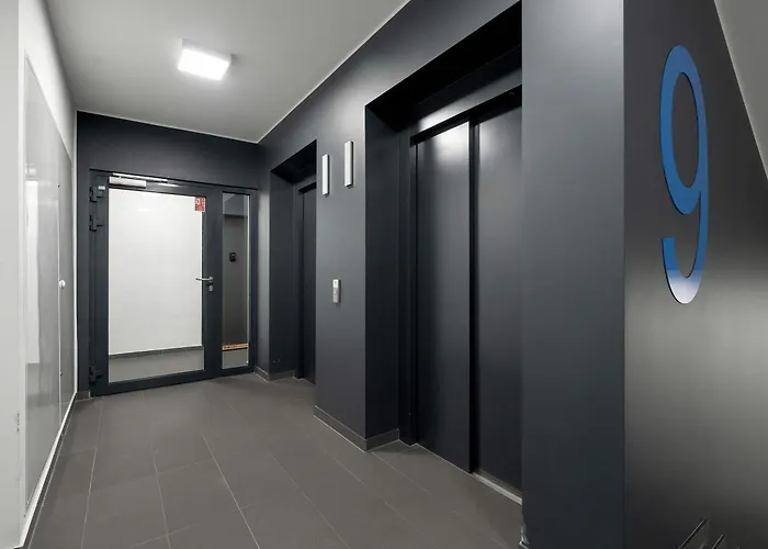 Bright Bulgarska With Parking Near Enea Stadium By Renters Apartamento Poznan