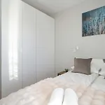 Bright Bulgarska With Parking Near Enea Stadium By Renters Posen
