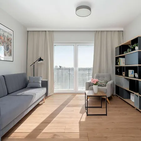 Bright Bulgarska With Parking Near Enea Stadium By Renters Lejlighed Poznań