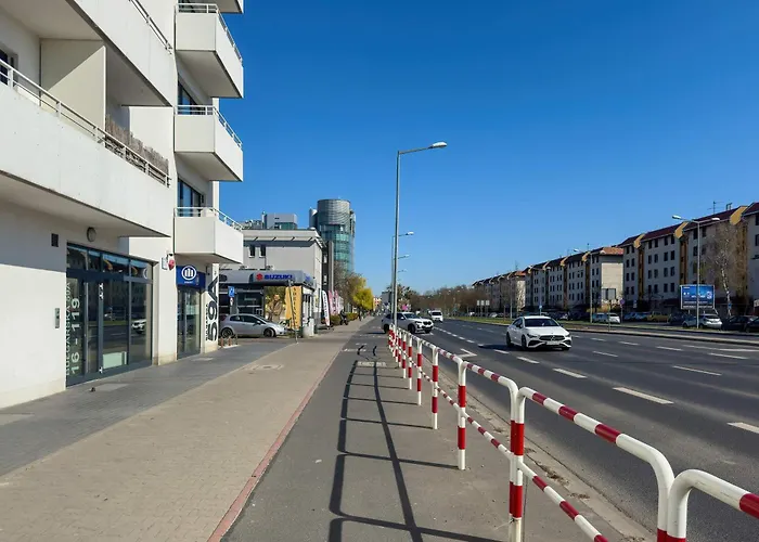 Bright Bulgarska With Parking Near Enea Stadium By Renters شقة