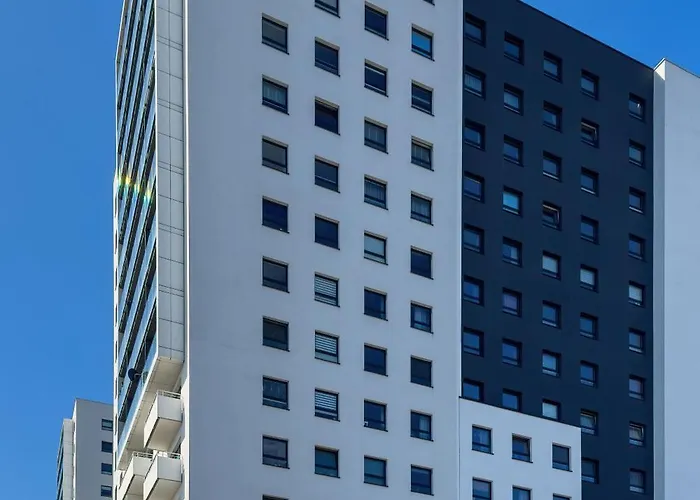 Bright Bulgarska With Parking Near Enea Stadium By Renters شقة بوزنان