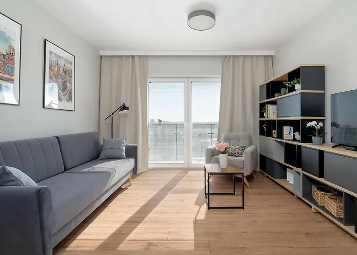 Bright Bulgarska With Parking Near Enea Stadium By Renters شقة بوزنان